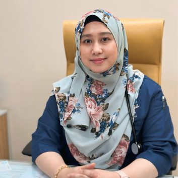 Dr Nur Rashidah